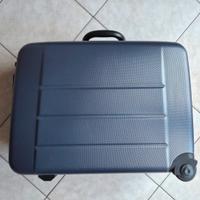 Valigia rigida con due ruote e maniglia Spalding