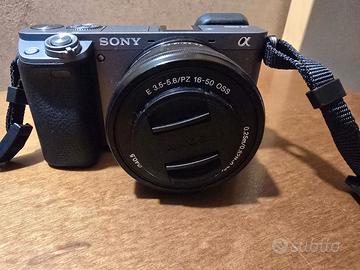 Sony a6000 + 3 batterie