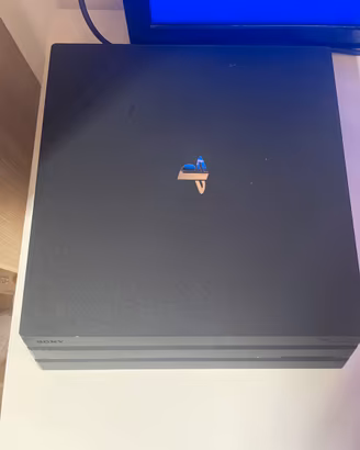 Ps4 pro nuova prezzo trattabile