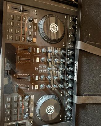 Console Traktor s4