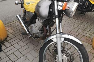 Suzuki tu 250 x.