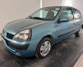 RENAULT Clio 3p 1.2 16v Dynamique