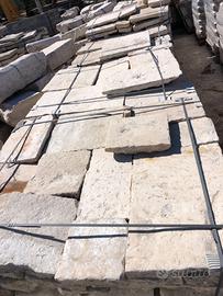 Basoli in pietra da recupero