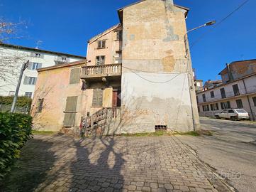 RUSTICO A MOMBARUZZO