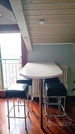 Penisola Ikea 140x70 cm e 4 sgabelli