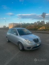 Lancia y 1.2 8v
