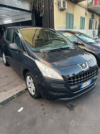 Peugeot 3008 1.6 HDi 110CV cambio robotizzato Outd