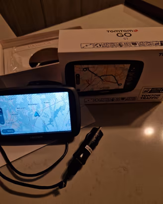Navigatore TOMTOM GO 51