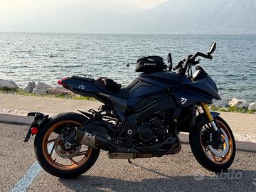 Suzuki Katana GSX-S1000S – Perfetta, accessoriata
