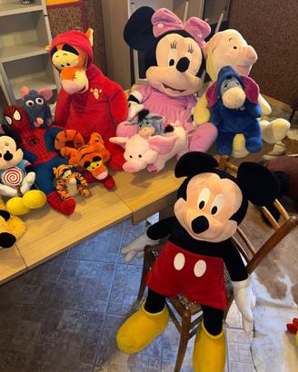 20 peluche Disney