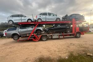 Bisarca 5 posti auto lunga 12 metri revisionata