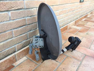 Antenna parabolica satellitare