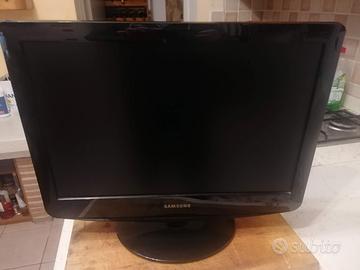 Video / Tv SAMSUNG 20" modello 2032MW