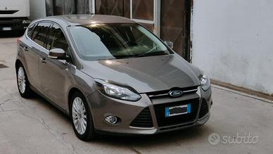 FORD Focus 3ª serie - 2013