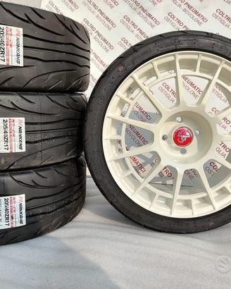Cerchi In Lega Da 17 Per Fiat 500 Abarth Con Gomme