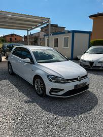 Volkswagen golf 7.5 R line