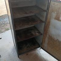 armadietto in metallo 