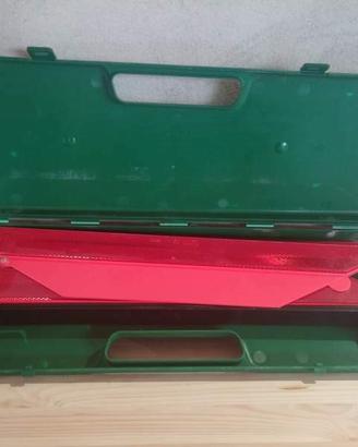 Kit auto:cric+triang+gilet alta visibilità+tappeti