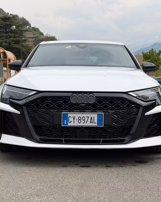 AUDI RS3 2025