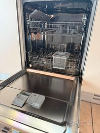 lavastoviglie indesit