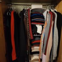 Abbigliamento in stock