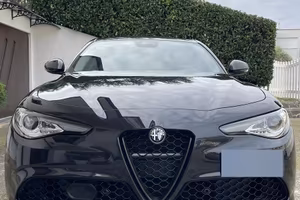Alfa Romeo Giulia 160cv allestimento veloce