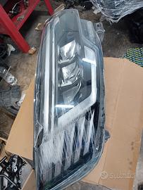 faro ant dx originale per  Renault trafic 2024-25