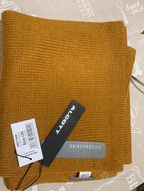 Sciarpa Alcott nuova color gold