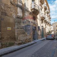 Locale Commerciale - Caltagirone