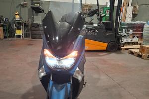 Scooter yamaha nmax 155