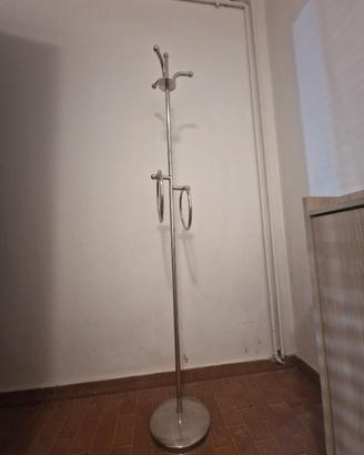 Piantana per bagno