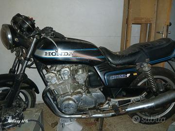CB750f Honda