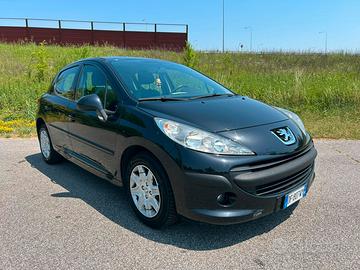 peugeot 207 Benzina  adatta a NEOPATENTATI 