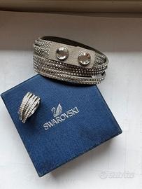 Bracciale Swarovski + Anello mis. 18,5 (omaggio)