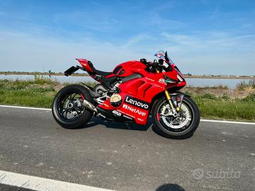 Ducati Panigale V4S 2021