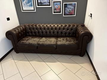 DIVANO LETTO CHESTERFIELD ECOPELLE