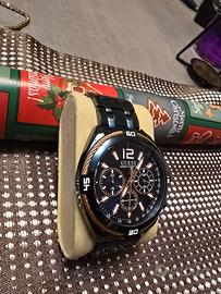 Orologio Guess blu e oro al quarzo