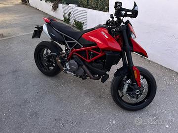 Hypermotard 950
