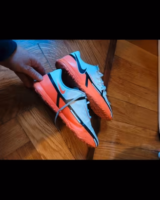 scarpe Calcetto Nike 38