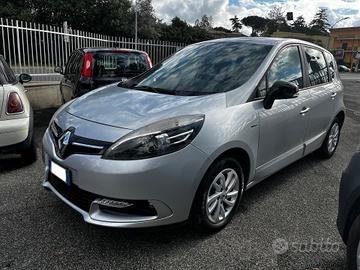 Renault Scenic Scénic XMod dCi 95 CV Start&Stop En