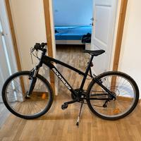 Mountain bike come nuova+sella+copri sella+imperm.