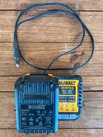 Caricabatterie DEWALT DCB1104 + Batteria 19V XR 5A