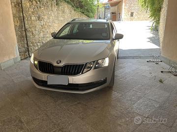 Skoda Octavia 1500 Station Wagon metano