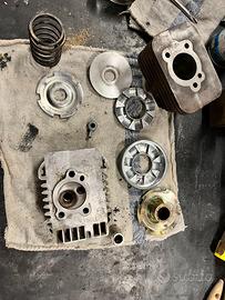 Vari pezzi per piaggio ciao,si e bravo