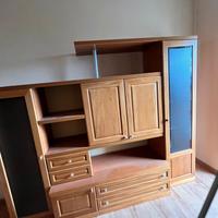 mobile tv e credenza