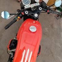 moto guzzi cafe racer su base imola