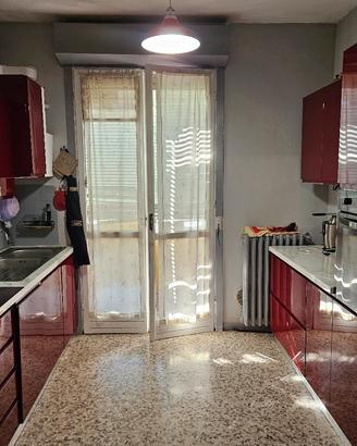 cucina moderna bordeaux
