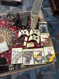Xbox360 con tutti i gadget +3 joystick+ 6giochi