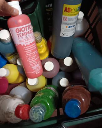 Colori tempera Giotto e Ascolor