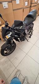 Naked z750